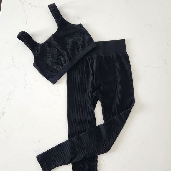 Ribbed leggings + crop top set - Picture 2 of 4